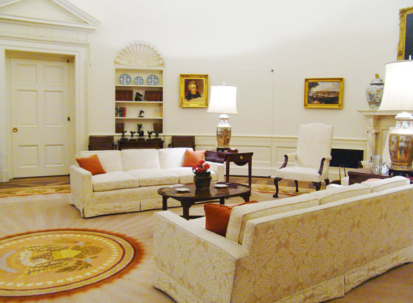white house replica. Replica of the Reagan Oval